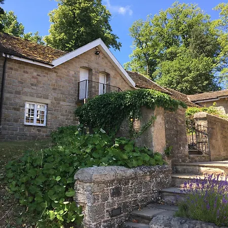 Wood Hall Hotel & Spa-3