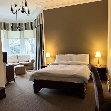 The Strathearn Hotel-3