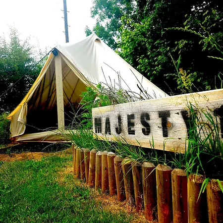 Bell Tent Village Parks-3