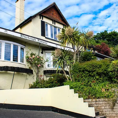Burleigh House-3