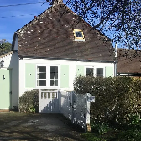 Apple Tree Cottage-3
