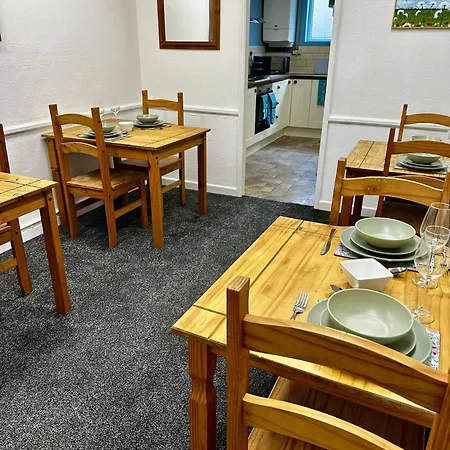 Rembrandt Guest House-3