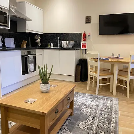 Waverley Inn Apartments-2