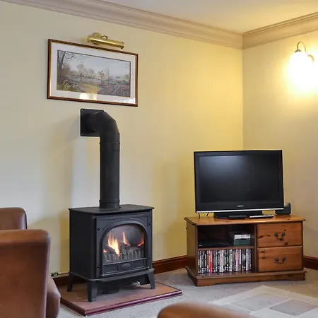 Mill Pond Cottage-2