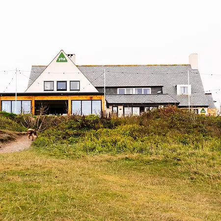 Yha Treyarnon Bay-2