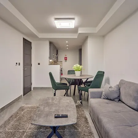 The Ashcroft Studios & Apartments With Free Parking-2