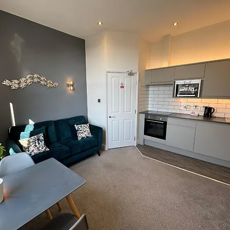 The Marlborough Sea View Holiday Apartments-3