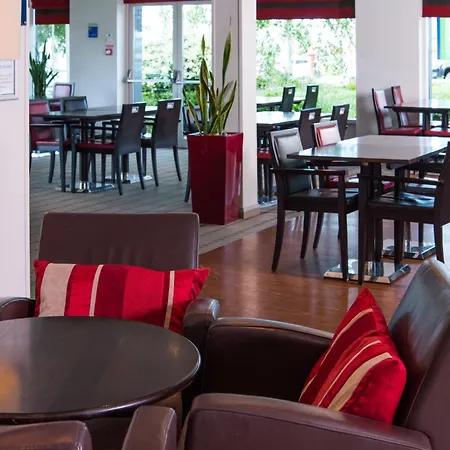 Holiday Inn Express Leeds City Centre By Ihg-3