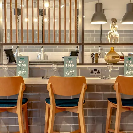Holiday Inn Ipswich By Ihg-2