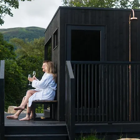 Seabeds - Luxury Lookouts With Hot Tubs-3