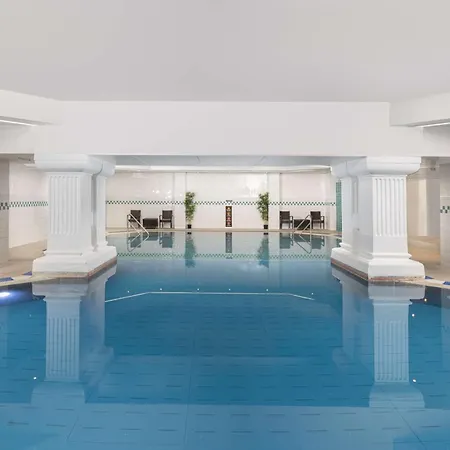 Doubletree By Hilton Brighton Metropole-2