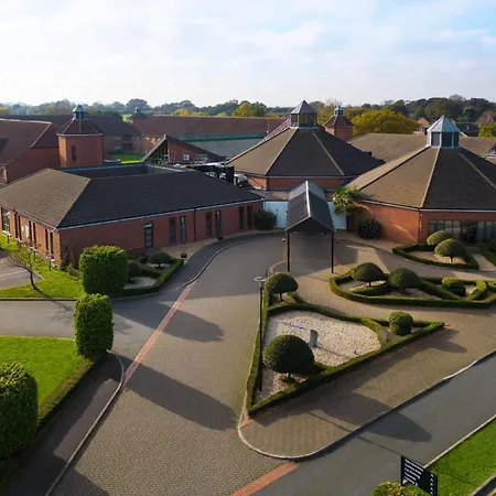Delta Hotels By Marriott Waltham Abbey-3