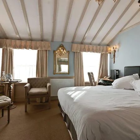 The Empire Hotel & Spa-3