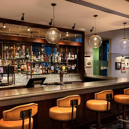 Leonardo Hotel Cardiff-2