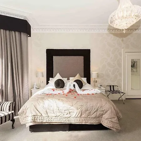 The Abbotsford-2