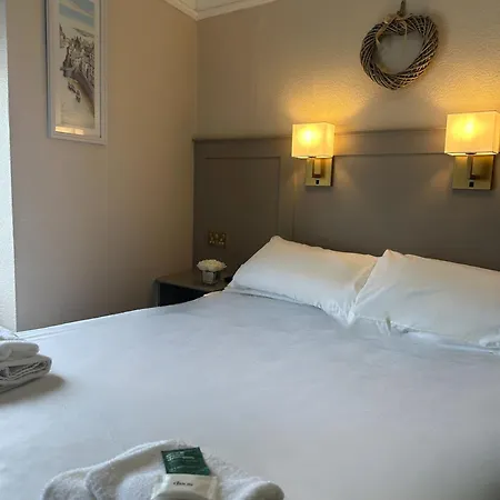 Clarence House Hotel-3