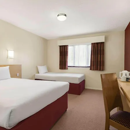 Days Inn Hotel Warwick South - Southbound M40-3