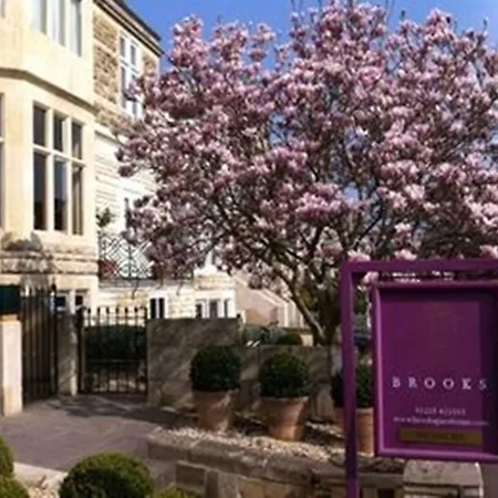 Brooks Guesthouse-3