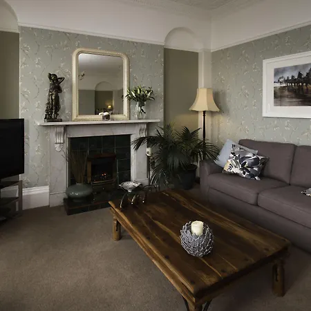 The Collingdale Guest House-3
