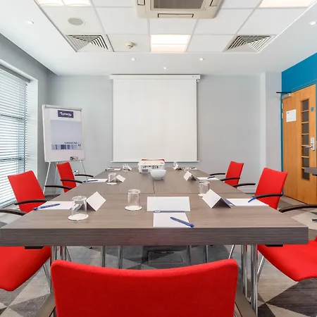 Holiday Inn Express Walsall M6, J10 By Ihg-2