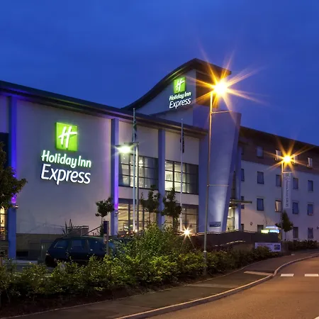 Holiday Inn Express Walsall M6, J10 By Ihg-3