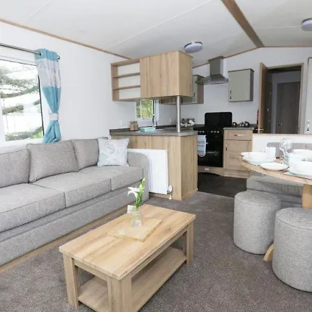 Appletree Holiday Park By Away Resorts-3