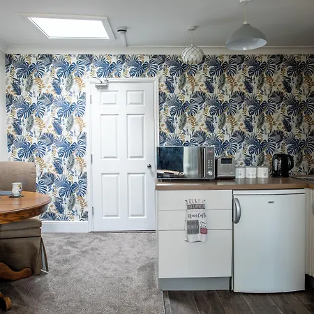 The Chesterfield, Torquay (Adults Only)-3