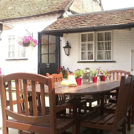 The Saracens Head-2