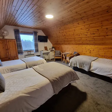 Carn Mhor Bed And Breakfast-2