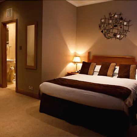 The City Hotel-2