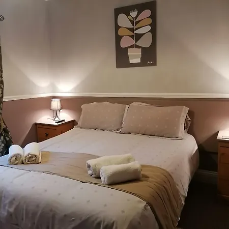 Longcroft Lodge-3