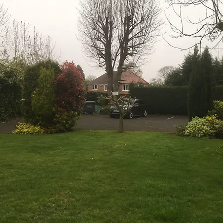 Elmdon Lodge-2