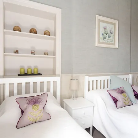 Sherwood Guest House-2