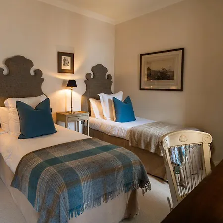 The Royal Hotel-3
