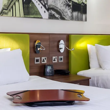 Hampton By Hilton Birmingham Jewellery Quarter-2