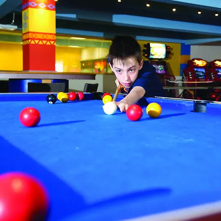 Tlh Carlton Hotel - Tlh Leisure, Entertainment And Spa Resort-3