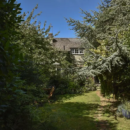 Ward Avenue B&B-2