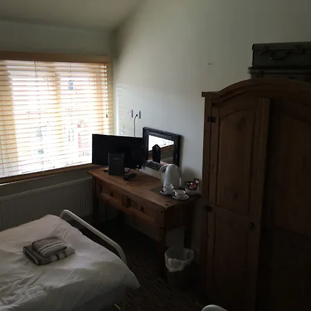 The Hollies Inn-3