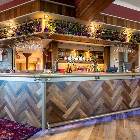The Sitwell Arms Hotel-2