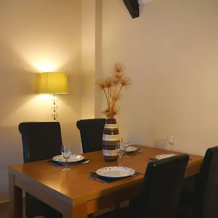 Bedford House Holiday Apartments-3