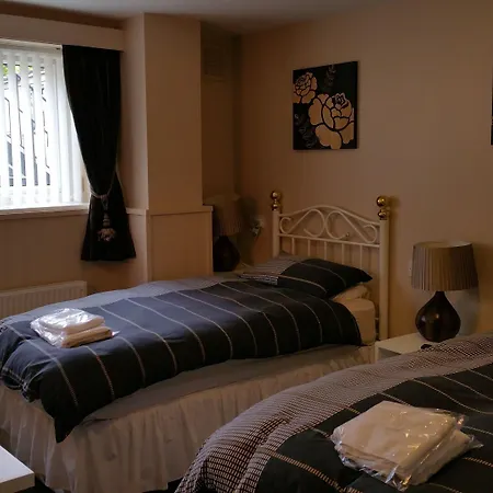 Kingswood Guest House-2