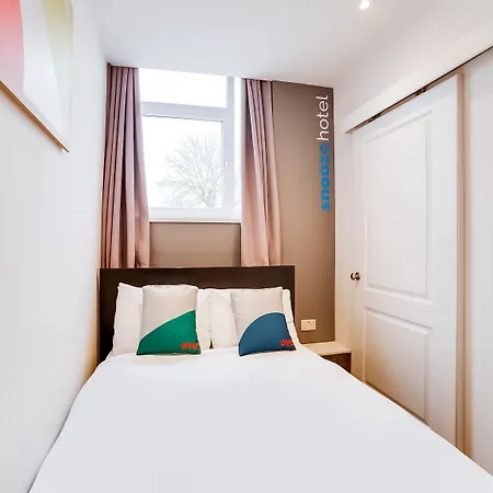 Snooze Hotel-2