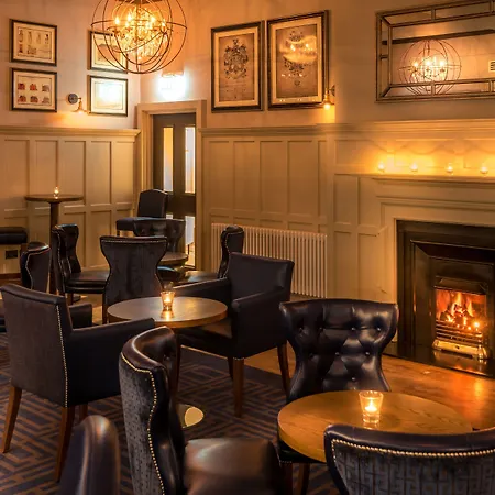 Bishop'S Gate Hotel-3