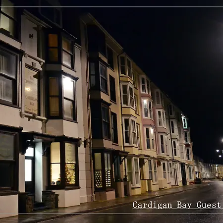 Cardigan Bay Self Catering Accommodation-3