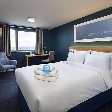 Travelodge Cambridge Swavesey-2