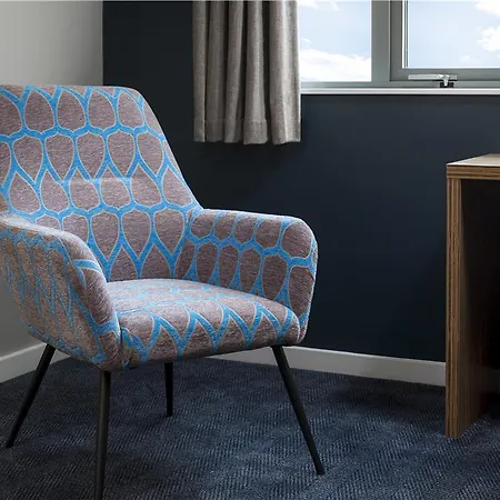 Travelodge Bromborough-3