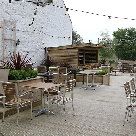 Schooner Hotel-2