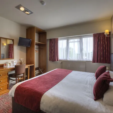 Chase Inn By Greene King Inns-3