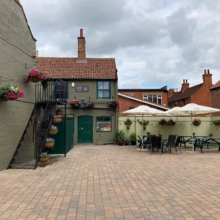 Beaumond Cross Inn-3