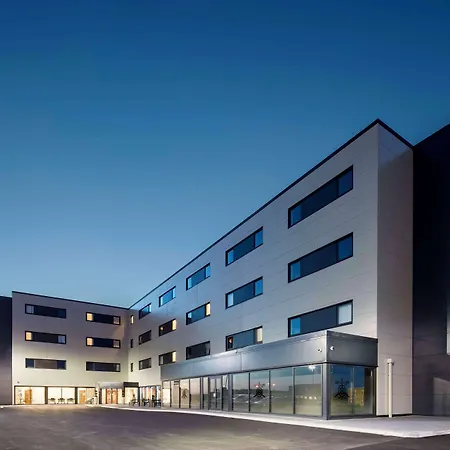 Hampton By Hilton Humberside Airport-3